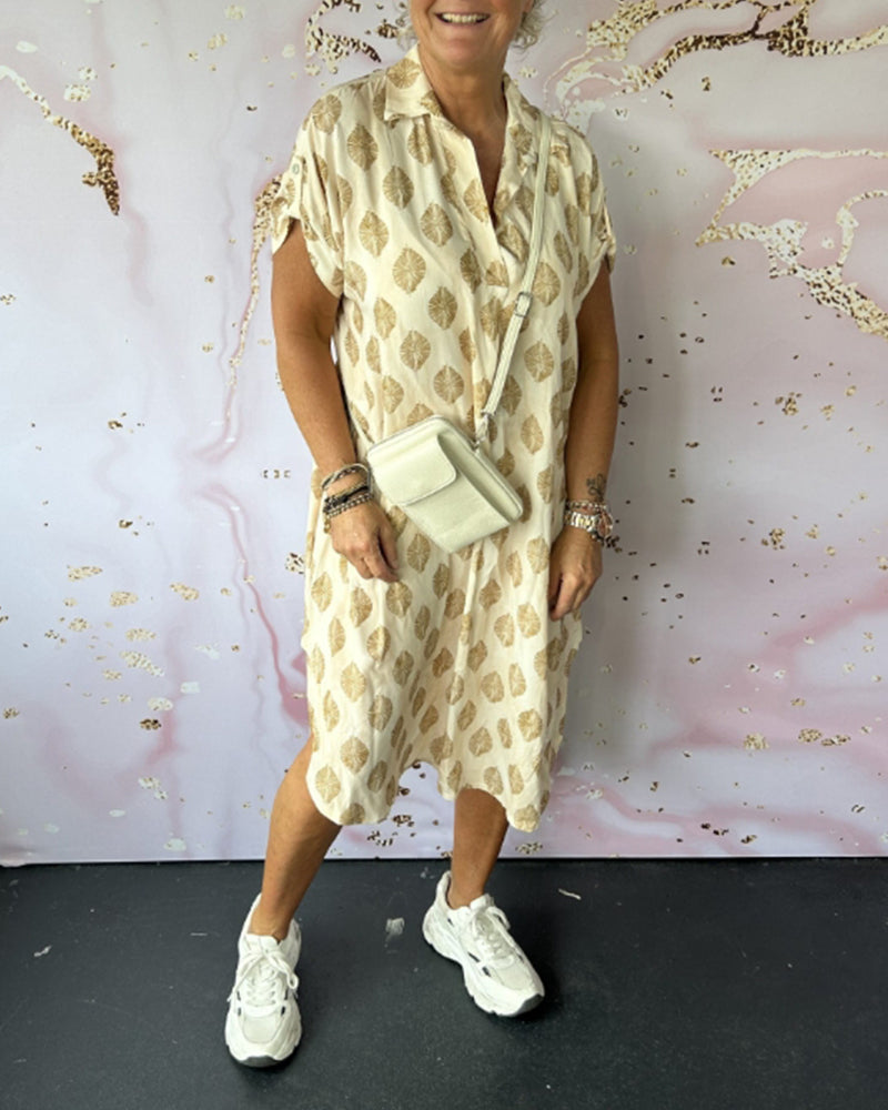 Selia™ | Abito Estivo Ampio con Collo Revers e Maniche Corte