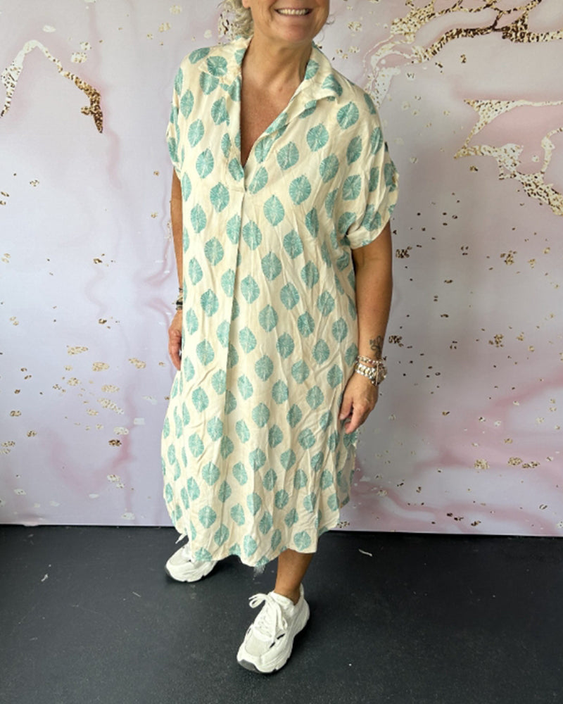 Selia™ | Abito Estivo Ampio con Collo Revers e Maniche Corte