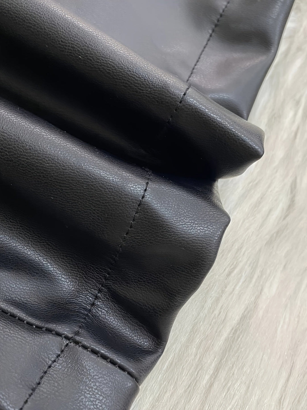 Thryvion™ | Cappotto Lungo Elegante con Aspetto in Pelle