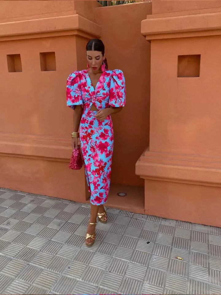 Livor™ | Abito Colorato con Maniche Plissettate Eleganti