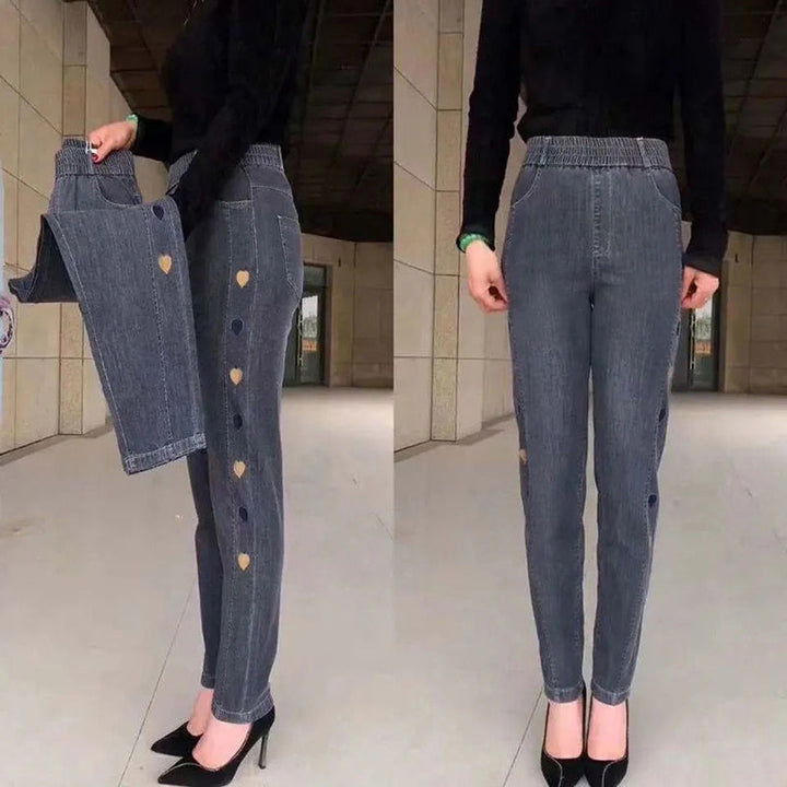Bente™ | Jeans Elasticizzati Donna con Ricamo a Cuore Elegante